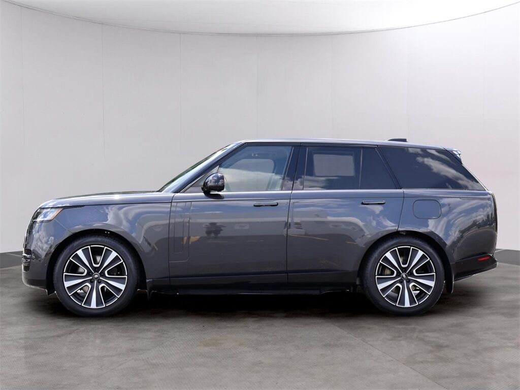 2025 Land Rover Range Rover Plug-In Hybrid SE San Clemente CA