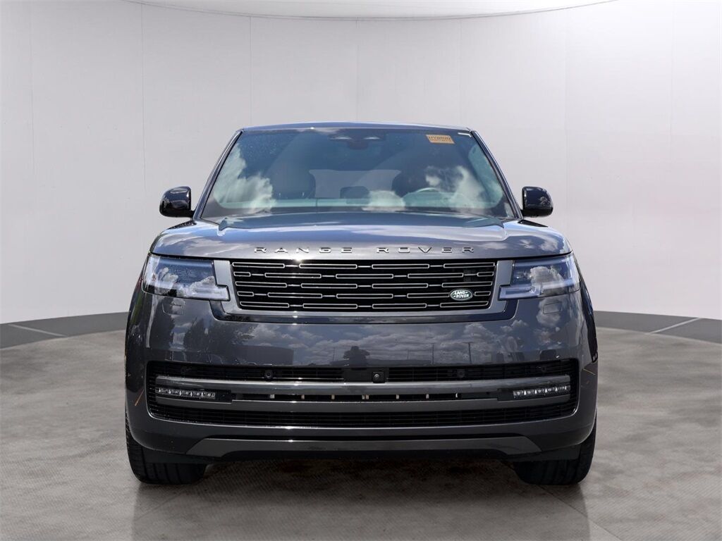 2025 Land Rover Range Rover Plug-In Hybrid SE San Clemente CA