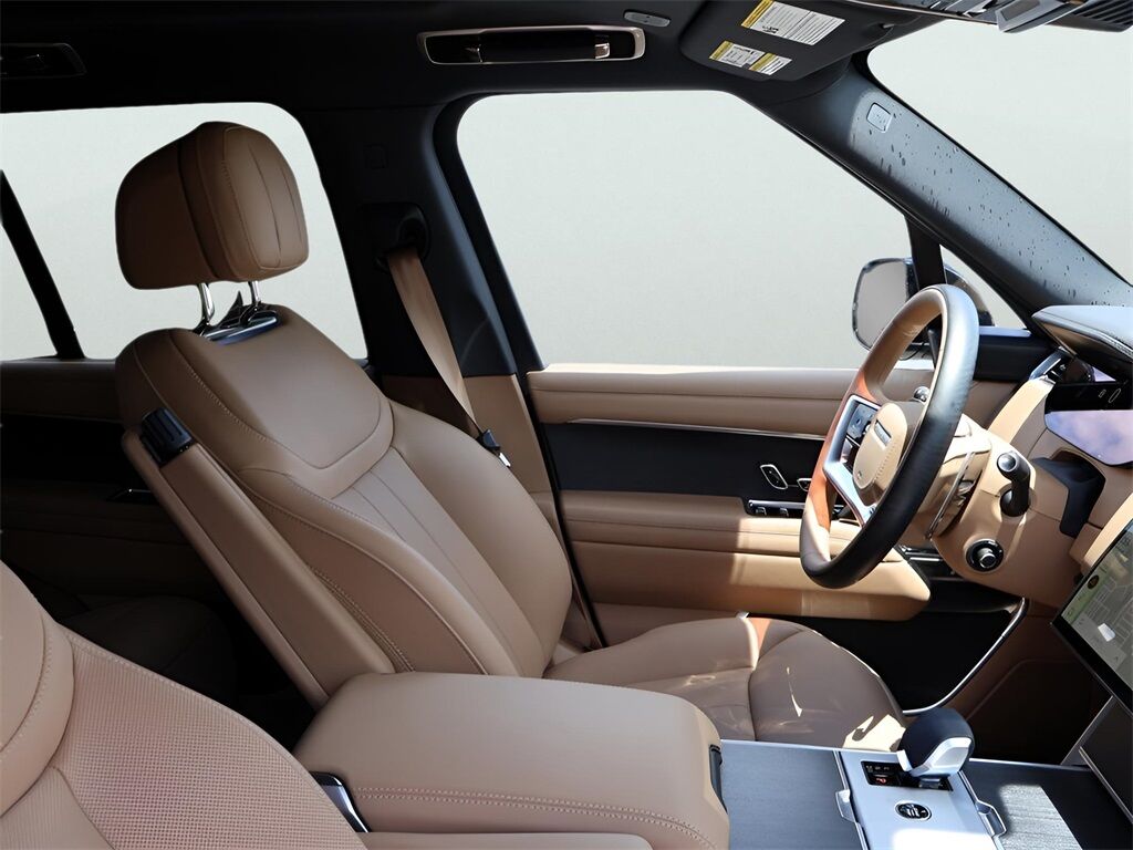2025 Land Rover Range Rover Plug-In Hybrid SE San Clemente CA