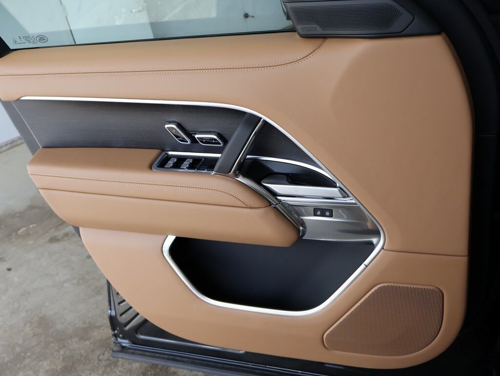 2025 Land Rover Range Rover Plug-In Hybrid SE San Clemente CA