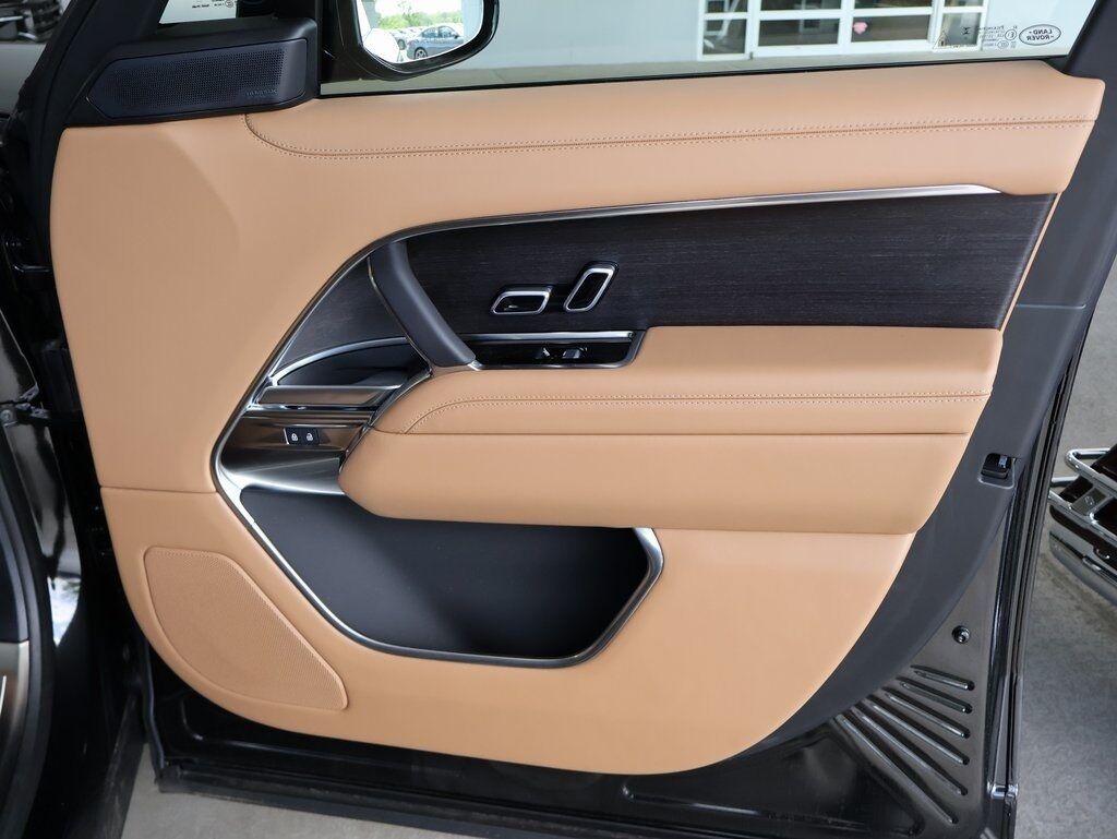 2025 Land Rover Range Rover Plug-In Hybrid SE San Clemente CA
