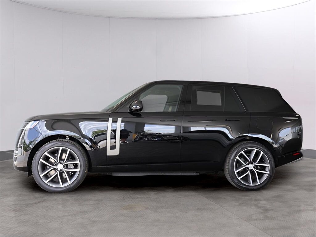 2025 Land Rover Range Rover Plug-In Hybrid SE San Clemente CA