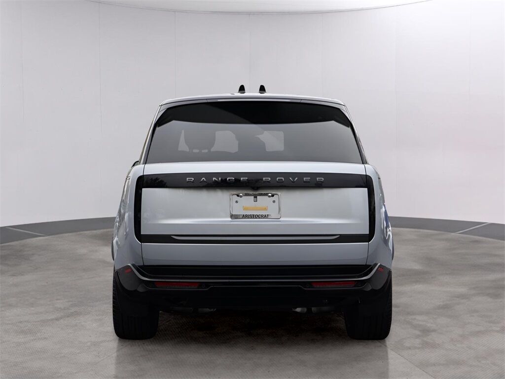 2025 Land Rover Range Rover Plug-In Hybrid SE San Clemente CA