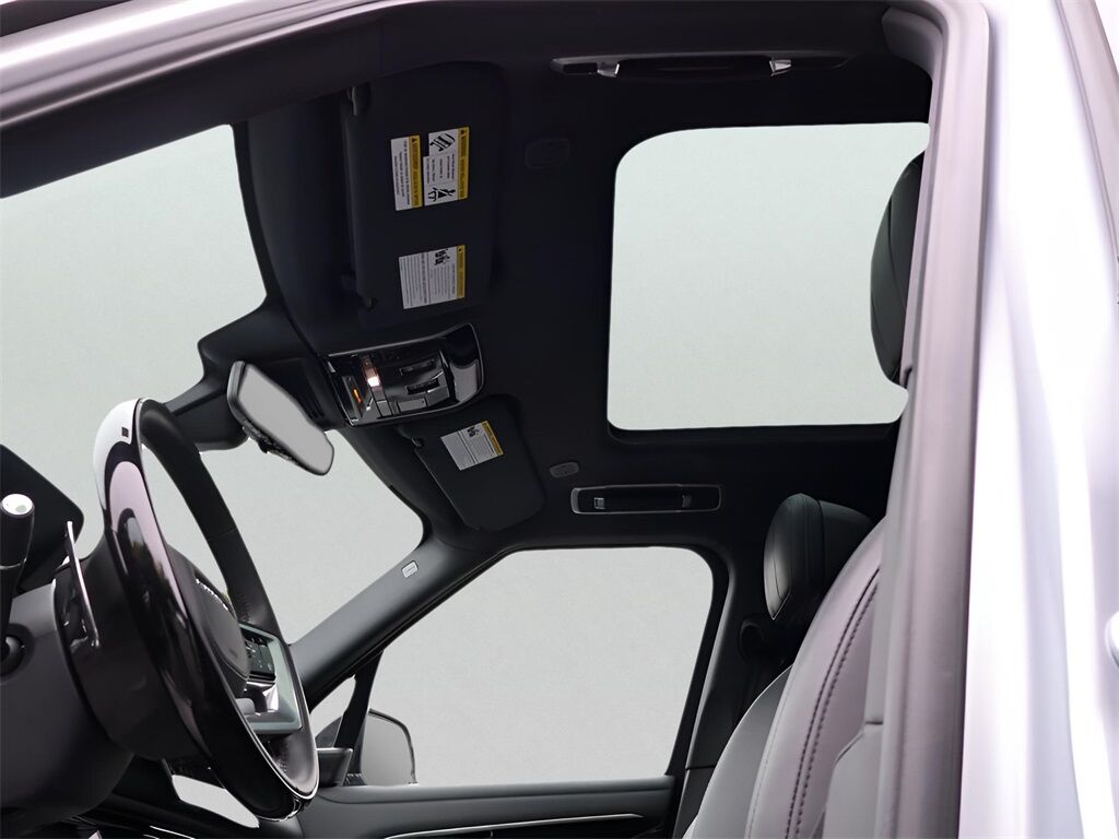 2025 Land Rover Range Rover Plug-In Hybrid SE San Clemente CA