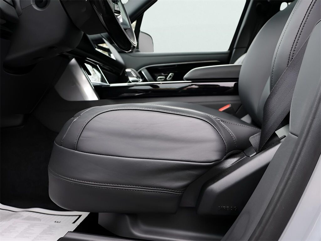 2025 Land Rover Range Rover Plug-In Hybrid SE San Clemente CA