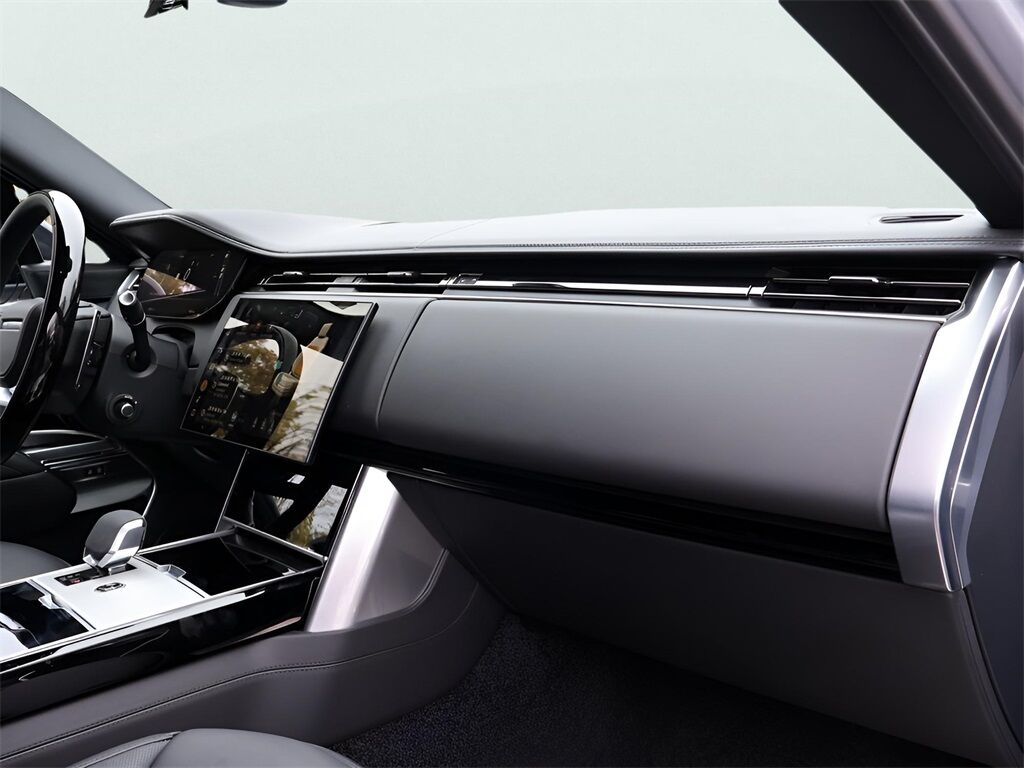 2025 Land Rover Range Rover Plug-In Hybrid SE San Clemente CA