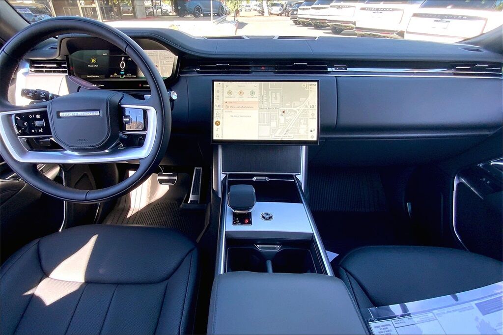 2025 Land Rover Range Rover Plug-In Hybrid SE San Jose CA