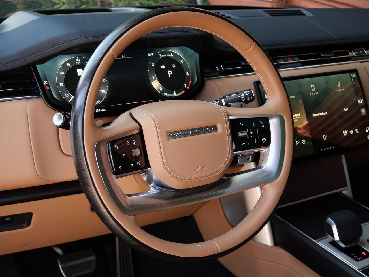 2025 Land Rover Range Rover SE SE Lawrence KS