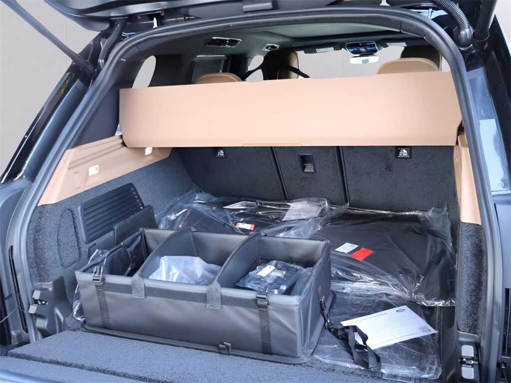 2025 Land Rover Range Rover SE San Clemente CA