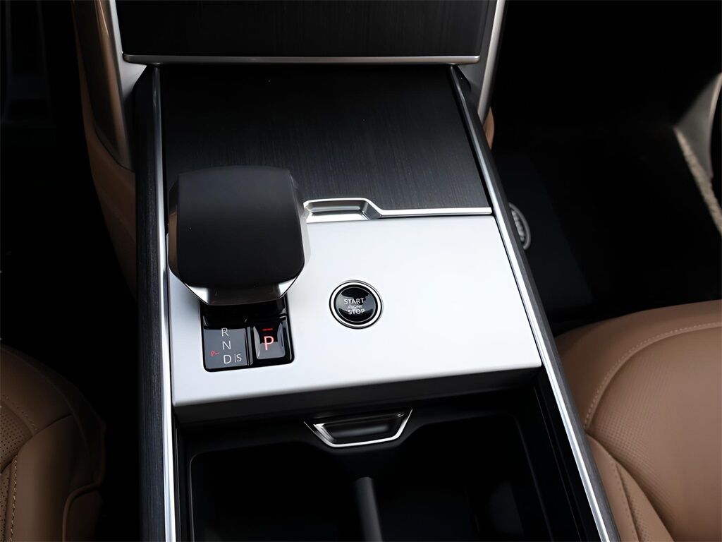 2025 Land Rover Range Rover SE San Clemente CA