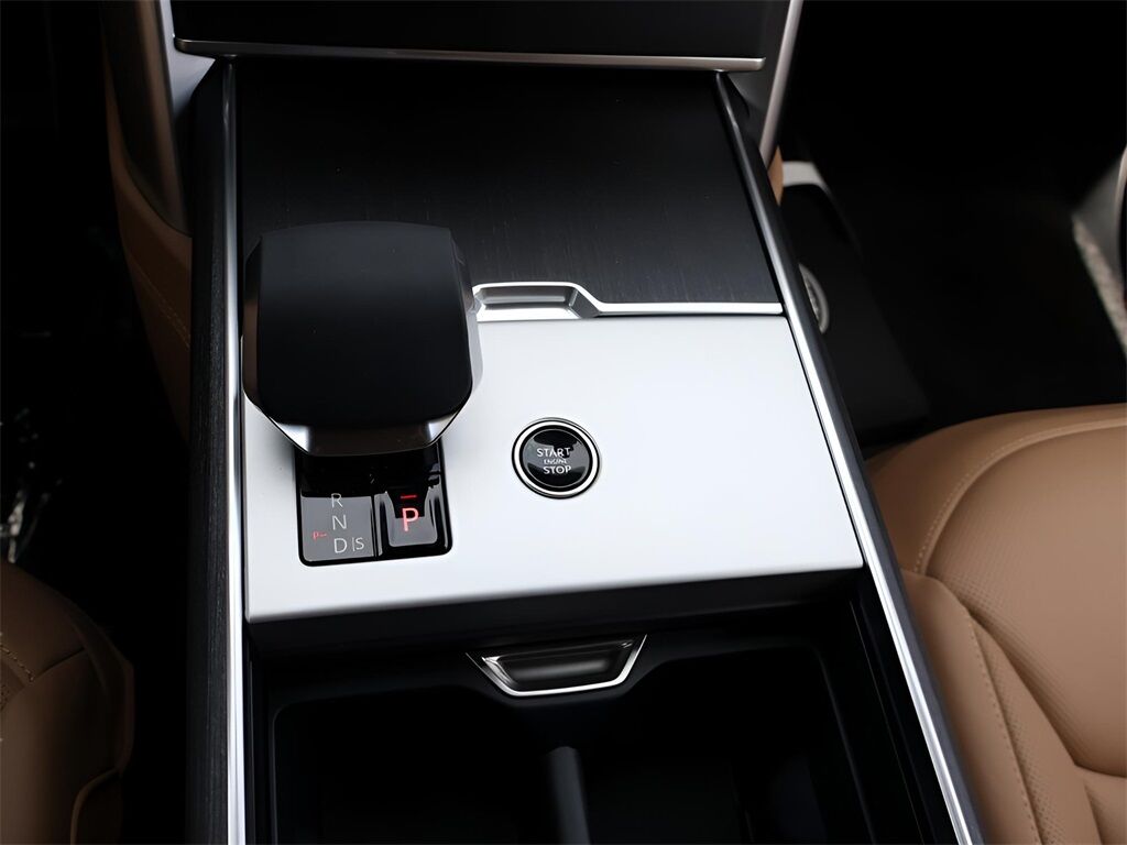 2025 Land Rover Range Rover SE San Clemente CA