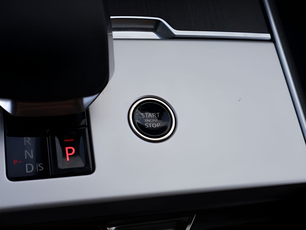 2025 Land Rover Range Rover SE San Clemente CA