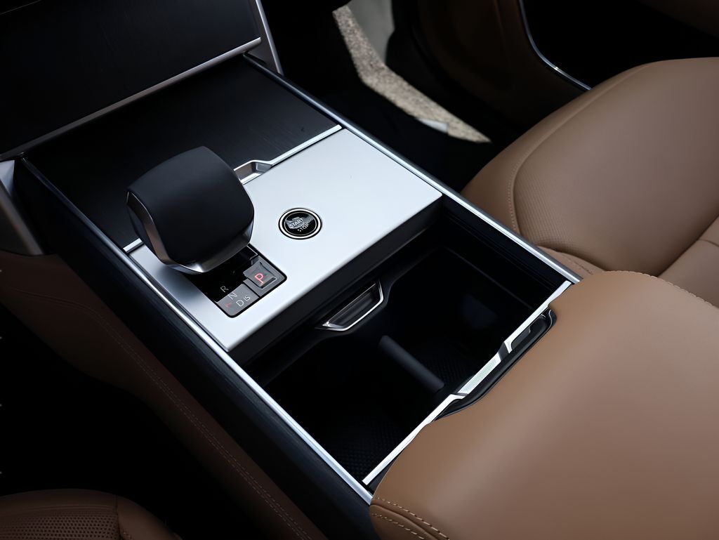 2025 Land Rover Range Rover SE San Clemente CA