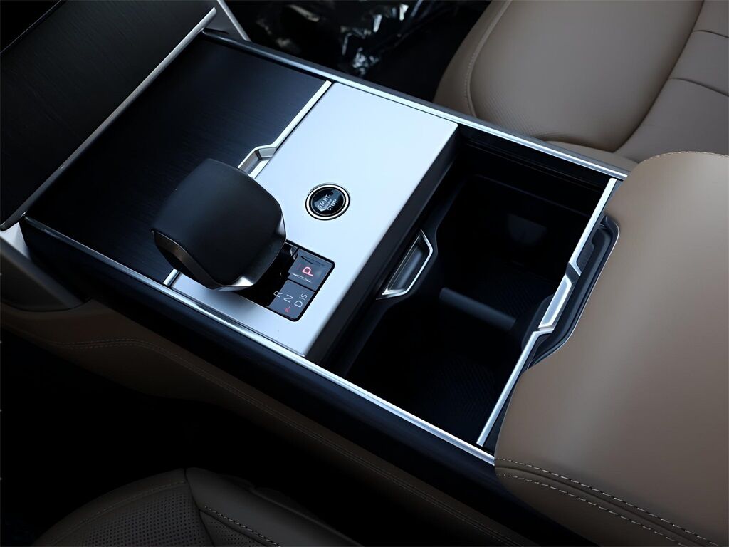 2025 Land Rover Range Rover SE San Clemente CA