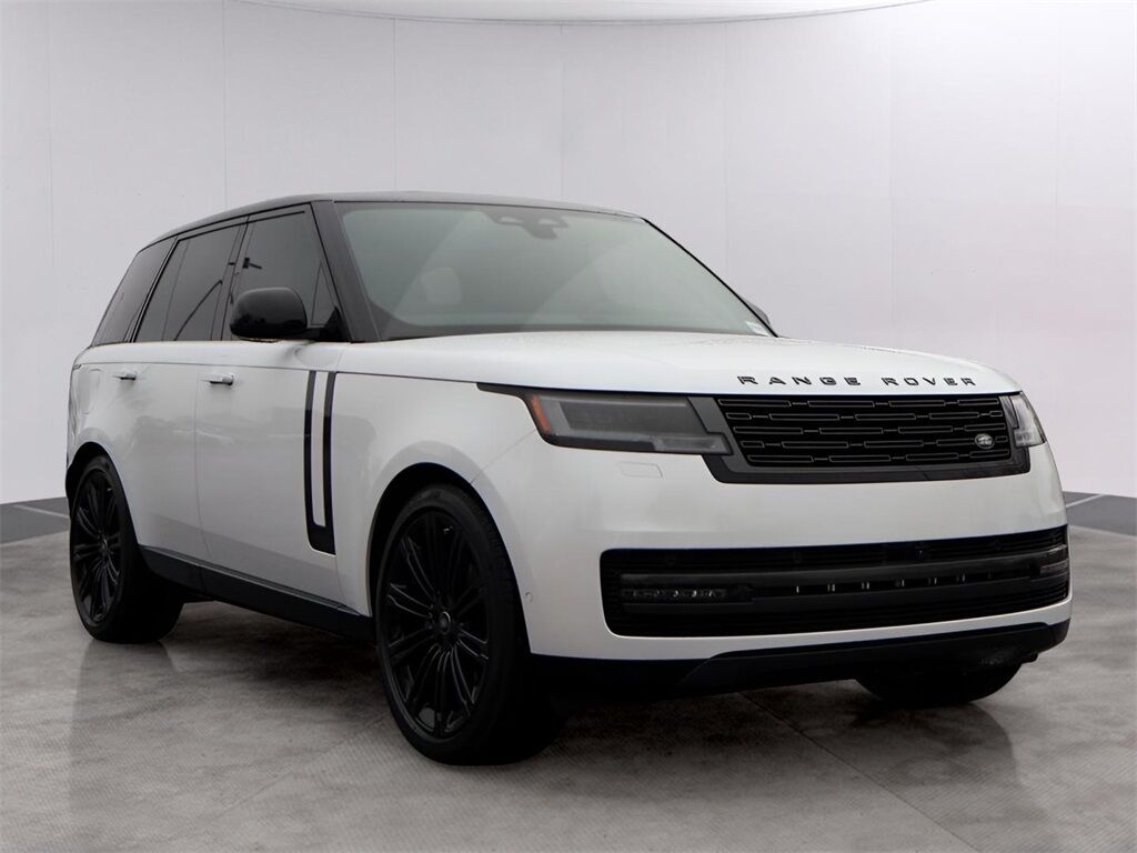 2025 Land Rover Range Rover SE
