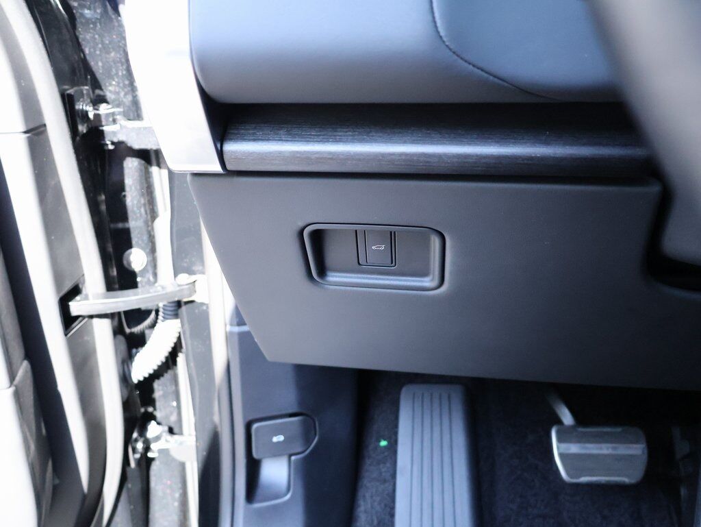 2025 Land Rover Range Rover SE San Clemente CA