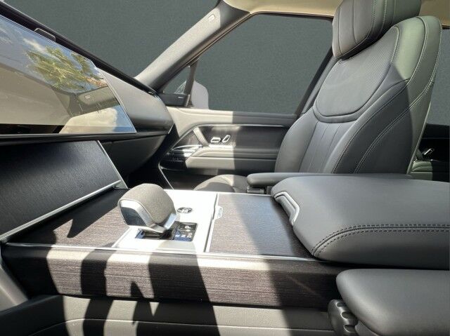 2025 Land Rover Range Rover SE San Juan TX 2025 Land Rover Range Rover SE San Juan TX