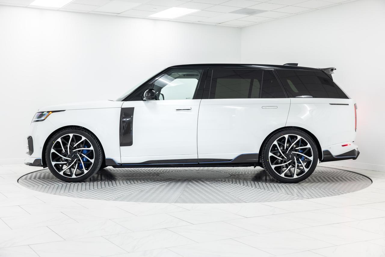 2025 Land Rover Range Rover SE's photo