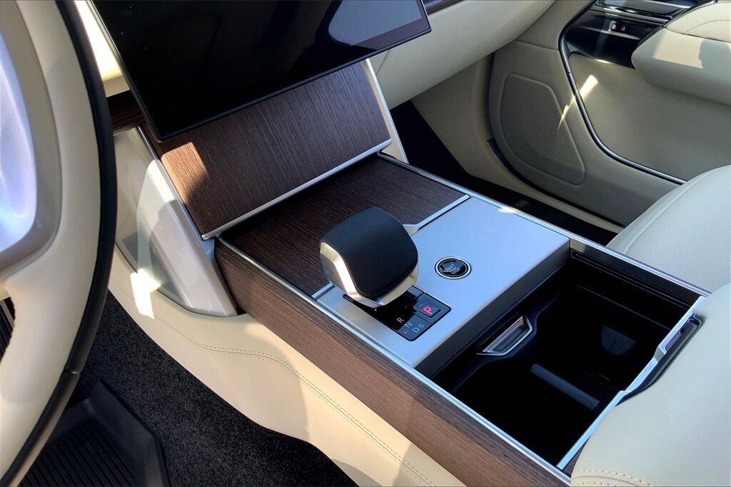 2025 Land Rover Range Rover SE San Jose CA