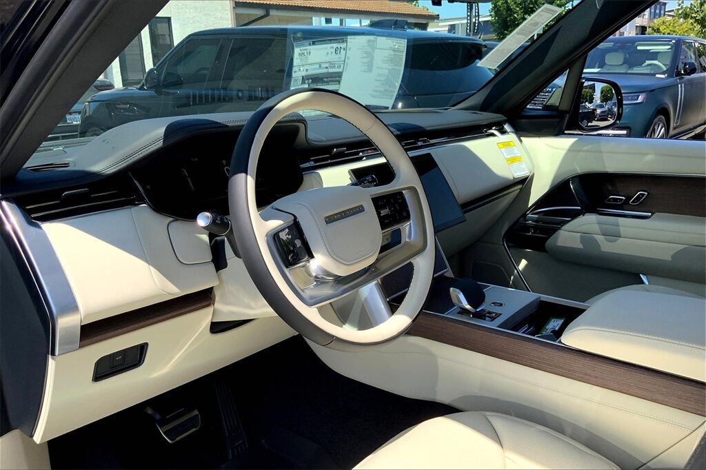 2025 Land Rover Range Rover SE San Jose CA