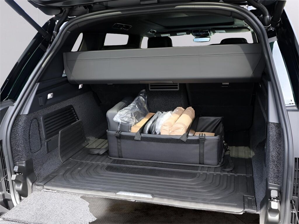 2025 Land Rover Range Rover SV San Clemente CA