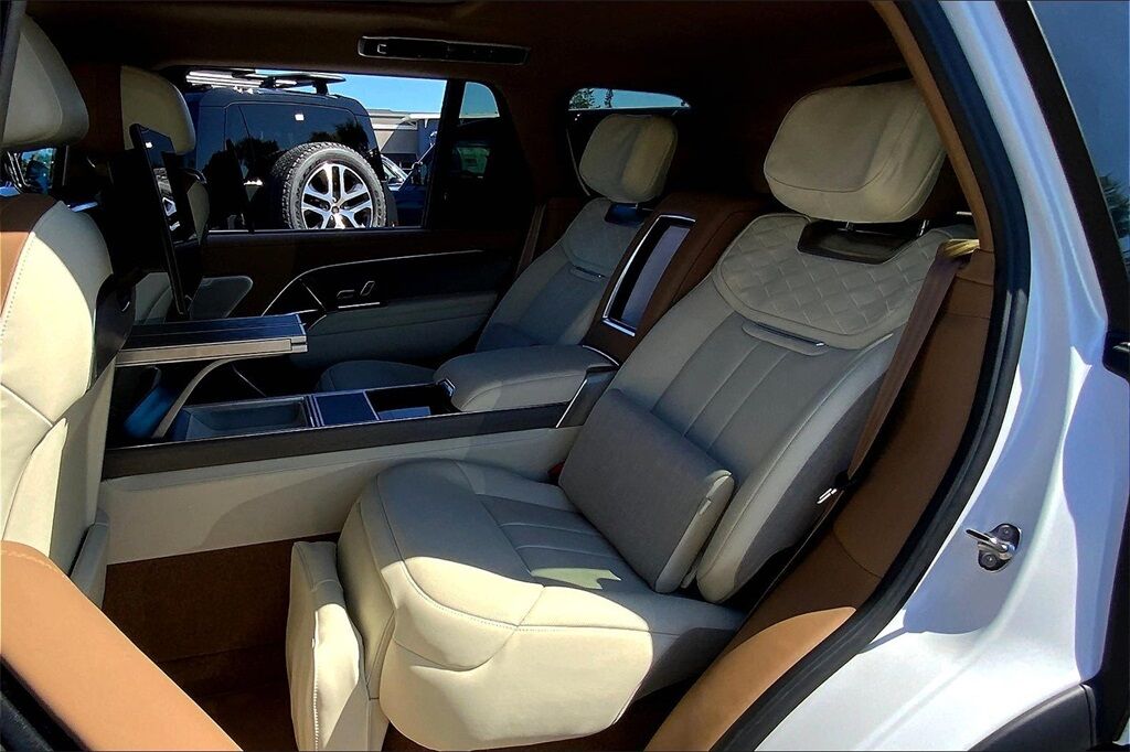 2025 Land Rover Range Rover SV San Jose CA
