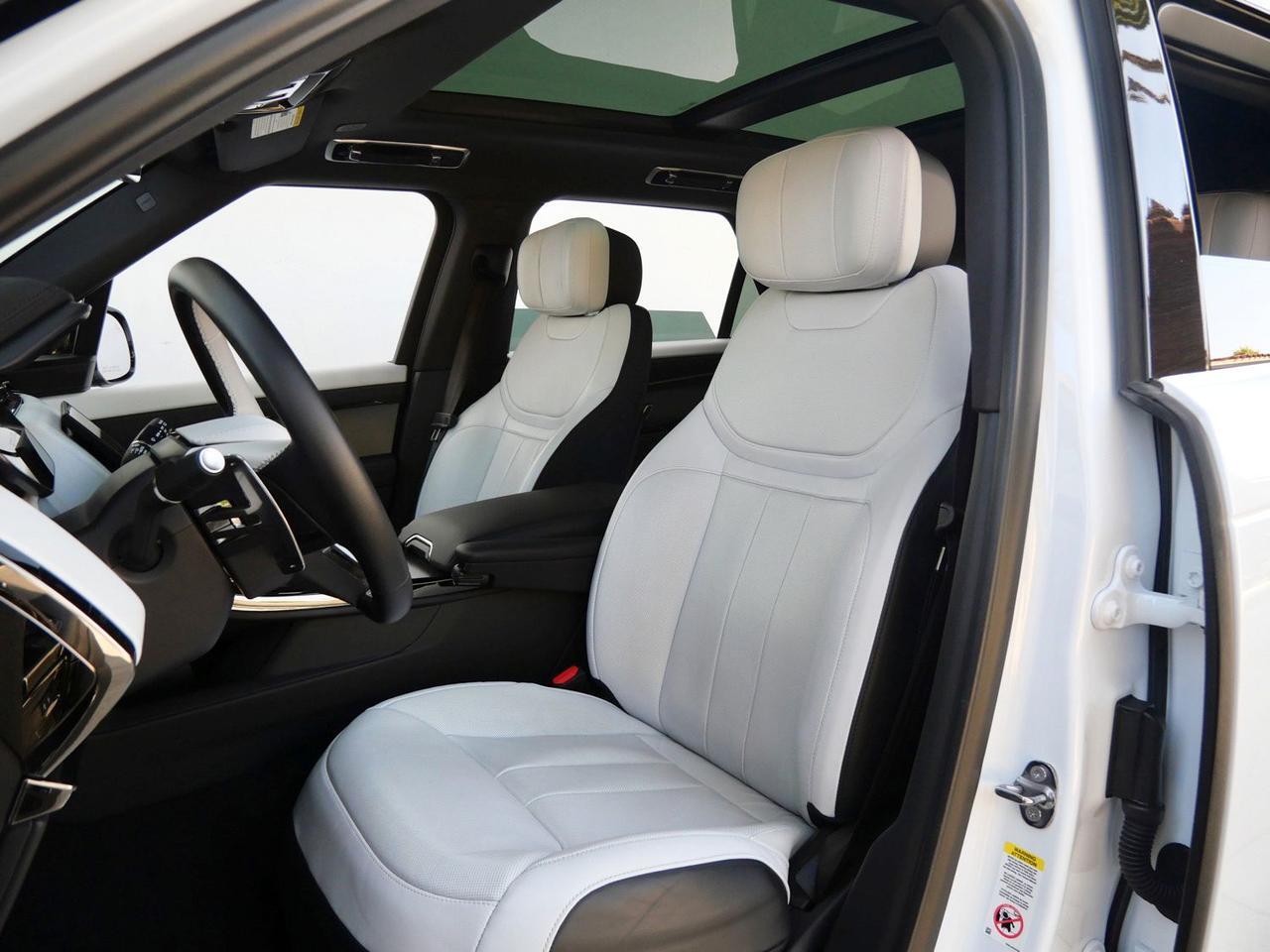 2025 Land Rover Range Rover Sport Dynamic SE Dynamic SE Lawrence KS