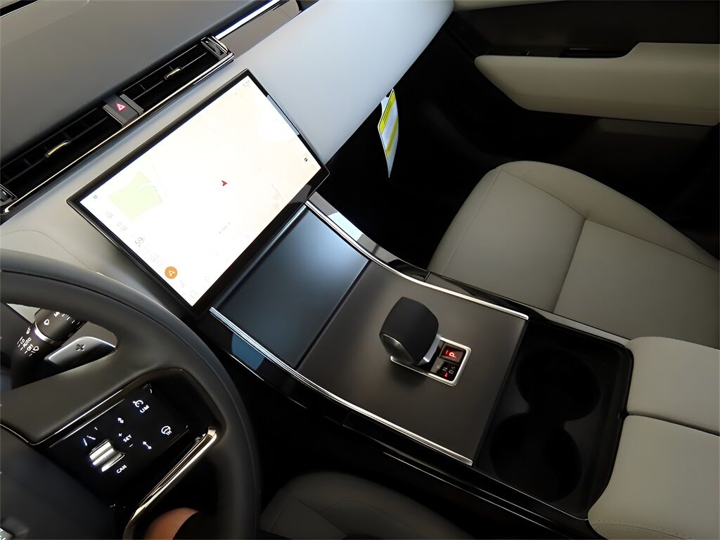 2025 Land Rover Range Rover Velar Dynamic SE San Clemente CA