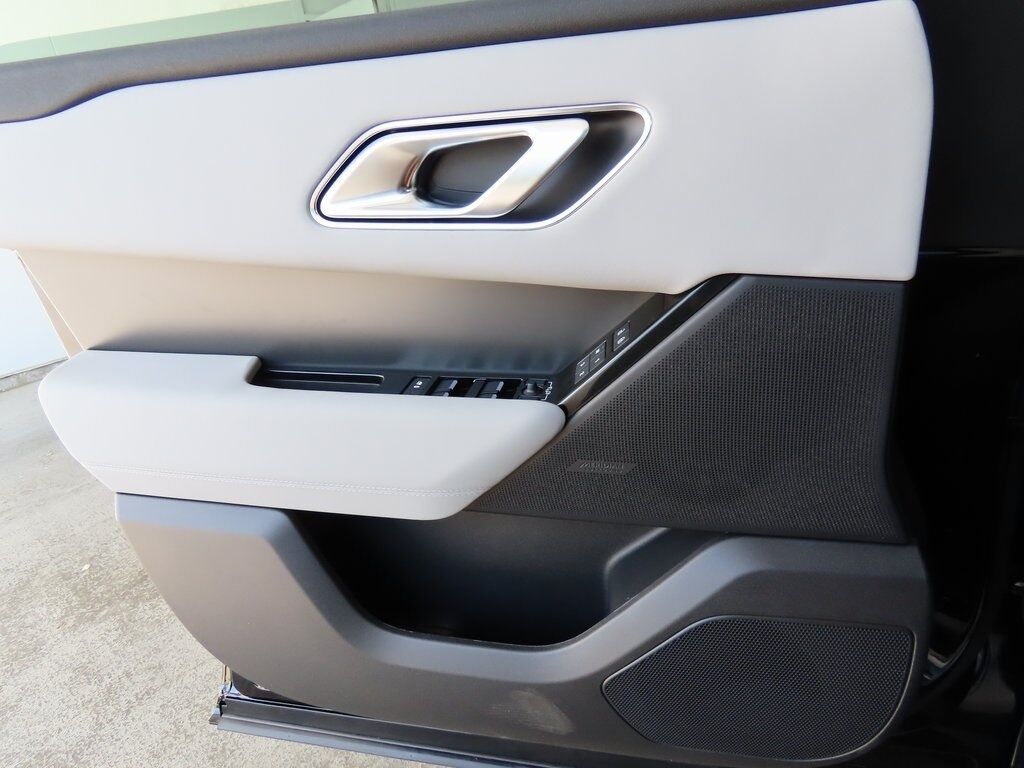 2025 Land Rover Range Rover Velar Dynamic SE San Clemente CA