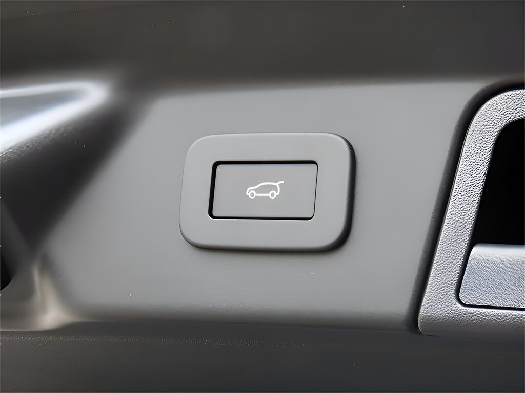 2025 Land Rover Range Rover Velar Dynamic SE San Clemente CA