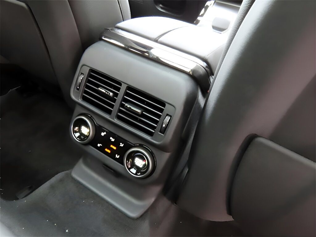 2025 Land Rover Range Rover Velar Dynamic SE San Clemente CA