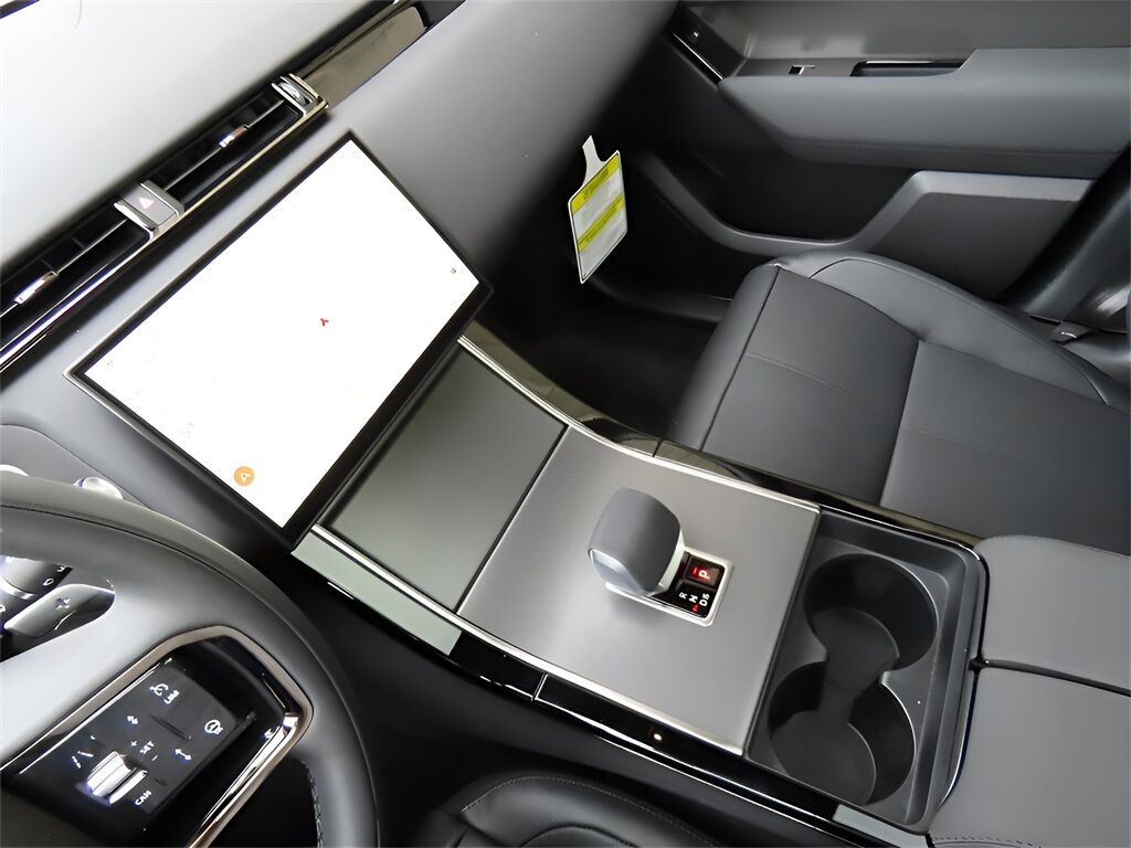 2025 Land Rover Range Rover Velar Dynamic SE San Clemente CA