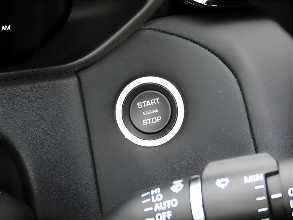 2025 Land Rover Range Rover Velar Dynamic SE San Clemente CA