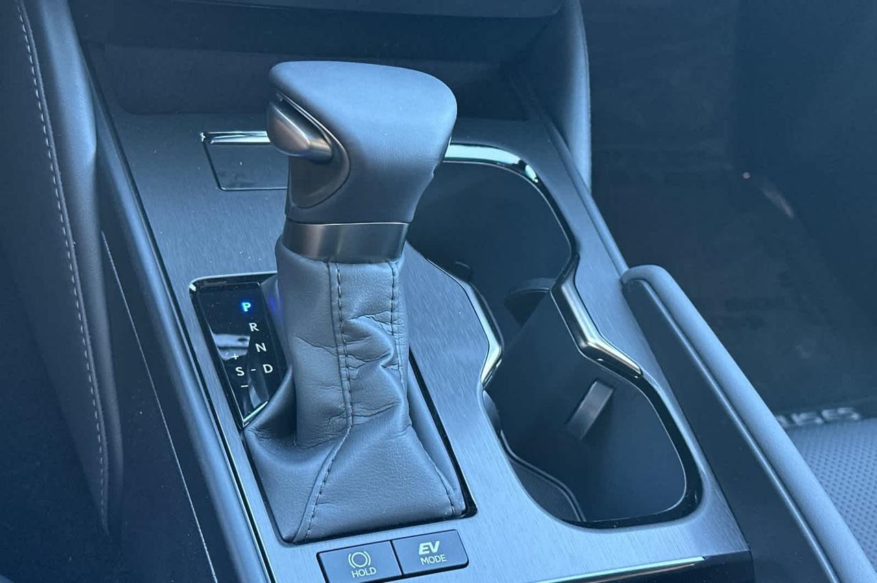 2025 Lexus ES Roseville CA