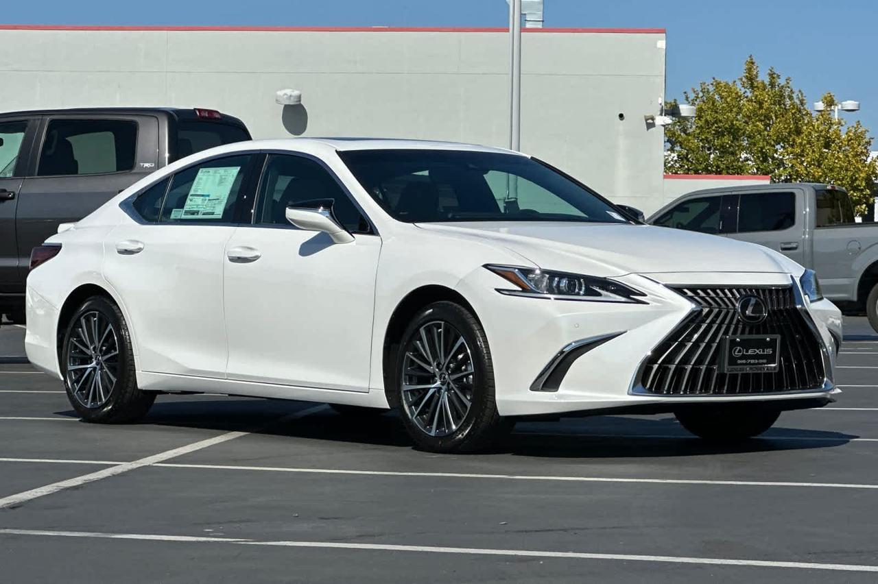 2025 Lexus ES Roseville CA