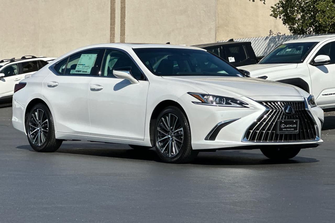 2025 Lexus ES Roseville CA