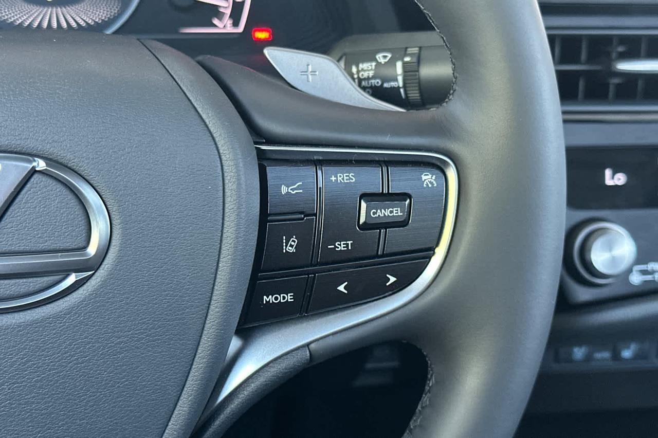 2025 Lexus ES Roseville CA