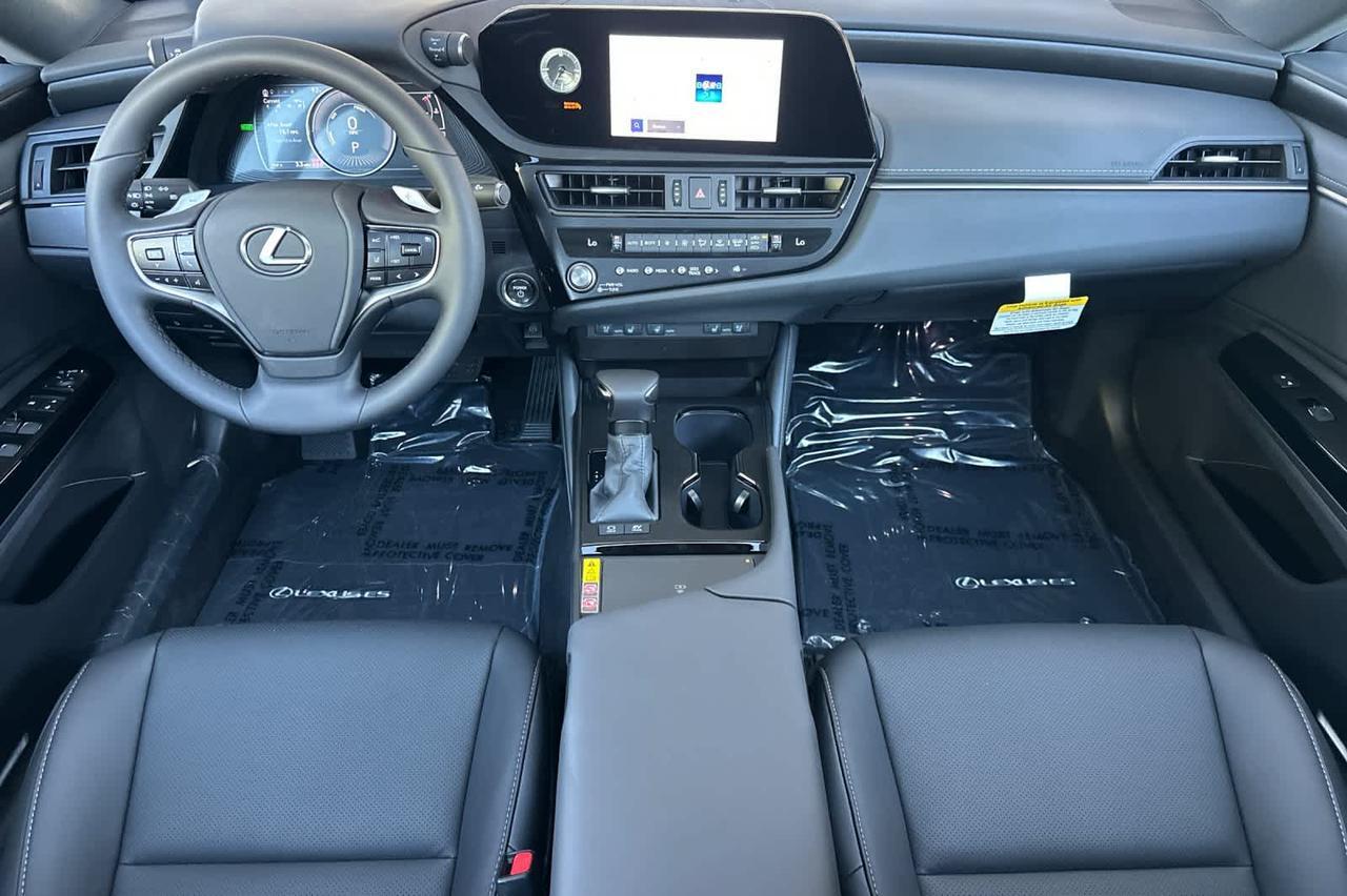 2025 Lexus ES Roseville CA