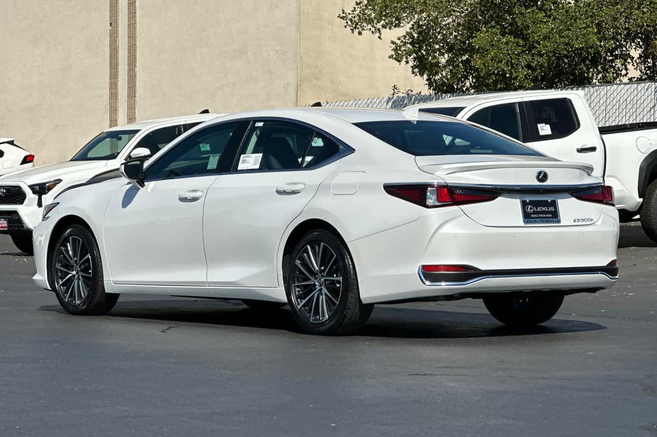 2025 Lexus ES Roseville CA