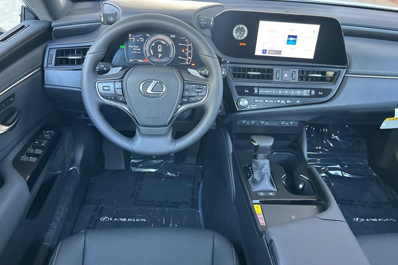 2025 Lexus ES Roseville CA
