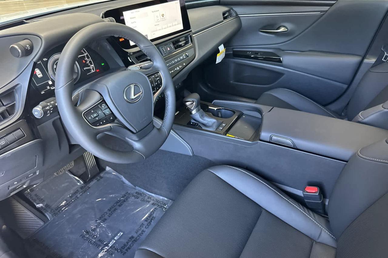 2025 Lexus ES Roseville CA