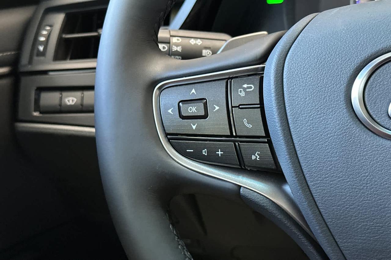 2025 Lexus ES Roseville CA