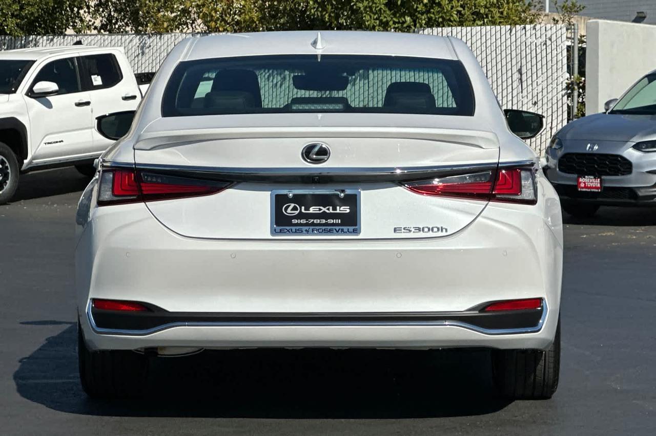 2025 Lexus ES Roseville CA