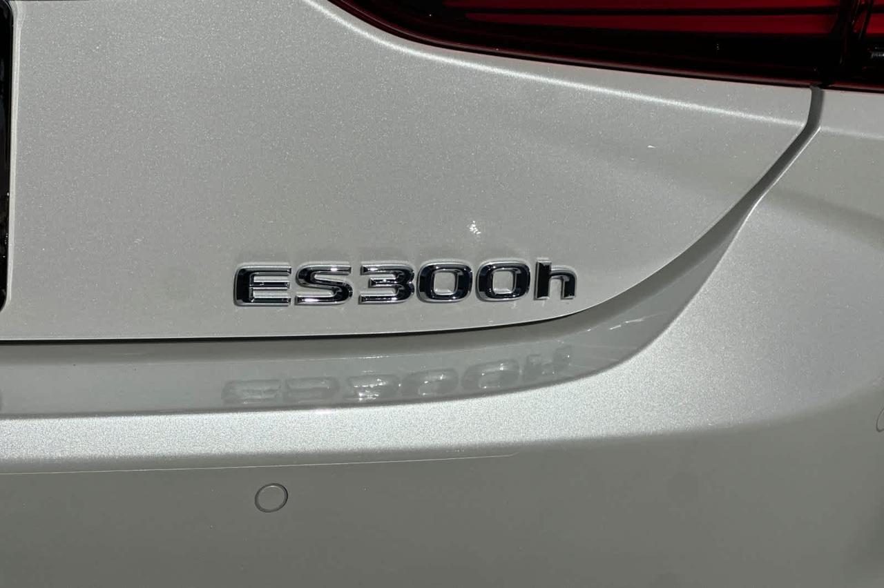 2025 Lexus ES Roseville CA