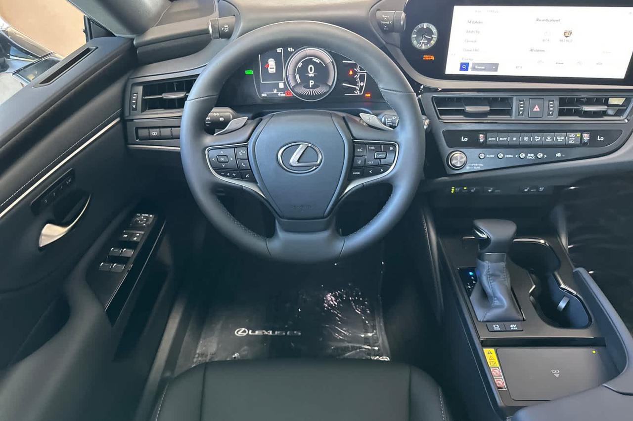 2025 Lexus ES Roseville CA