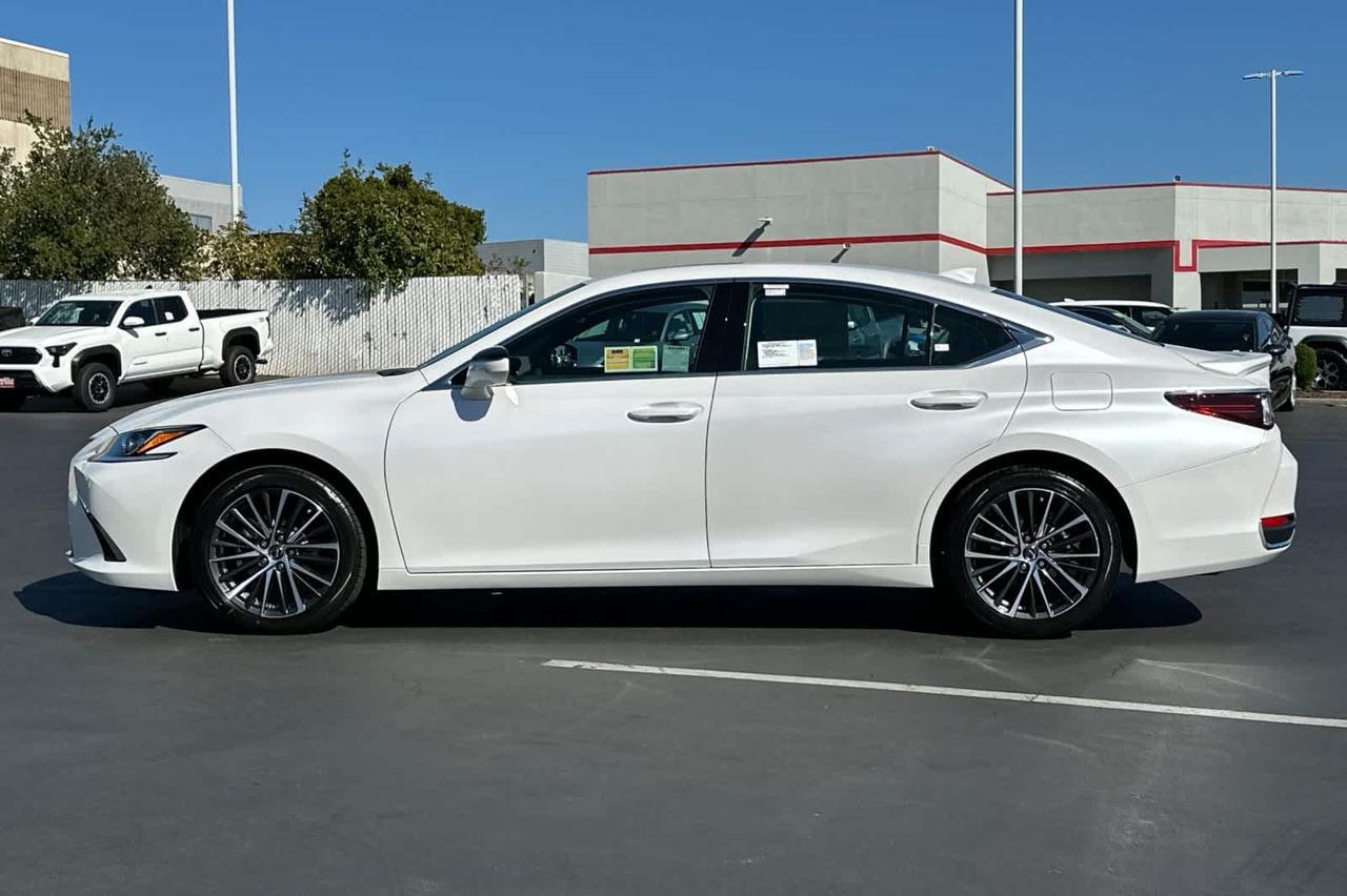 2025 Lexus ES Roseville CA