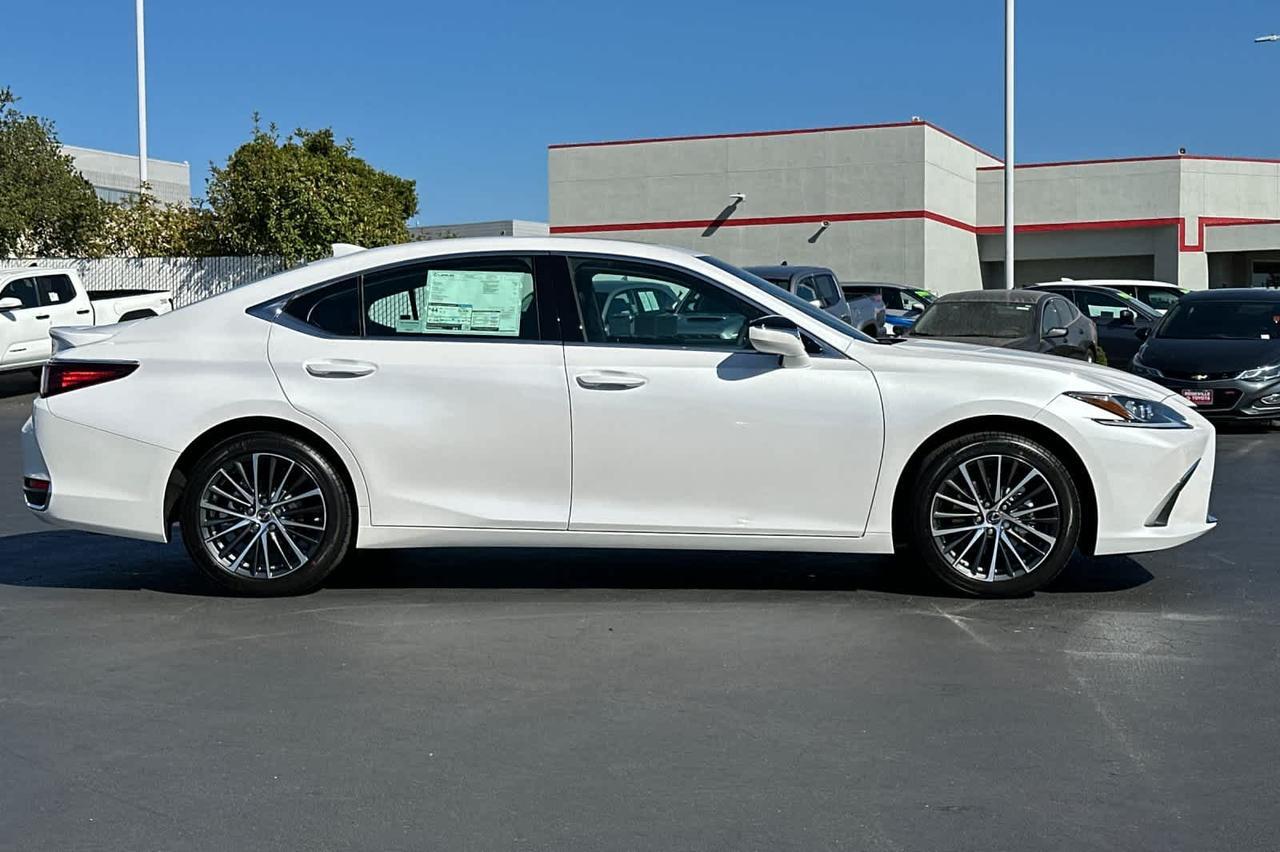 2025 Lexus ES Roseville CA