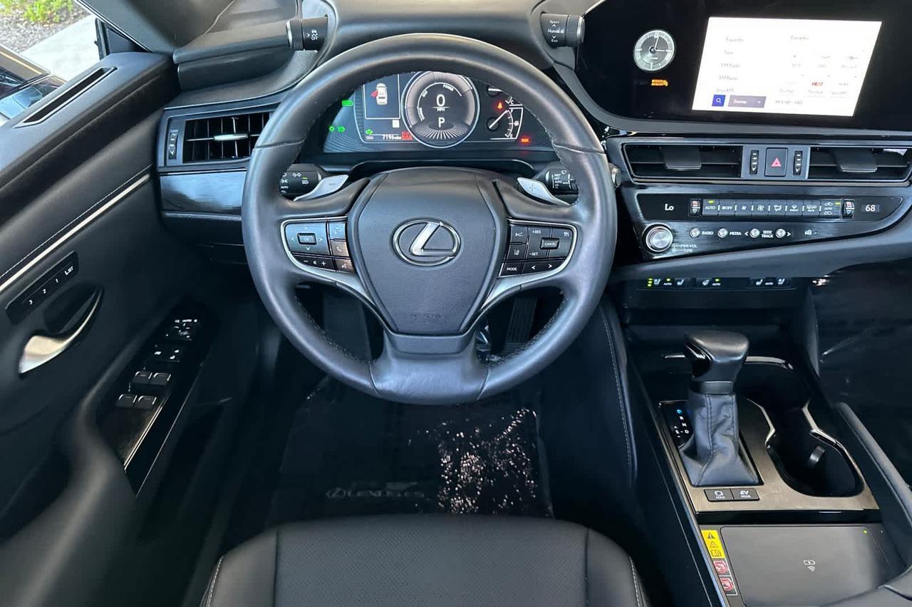2025 Lexus ES Roseville CA
