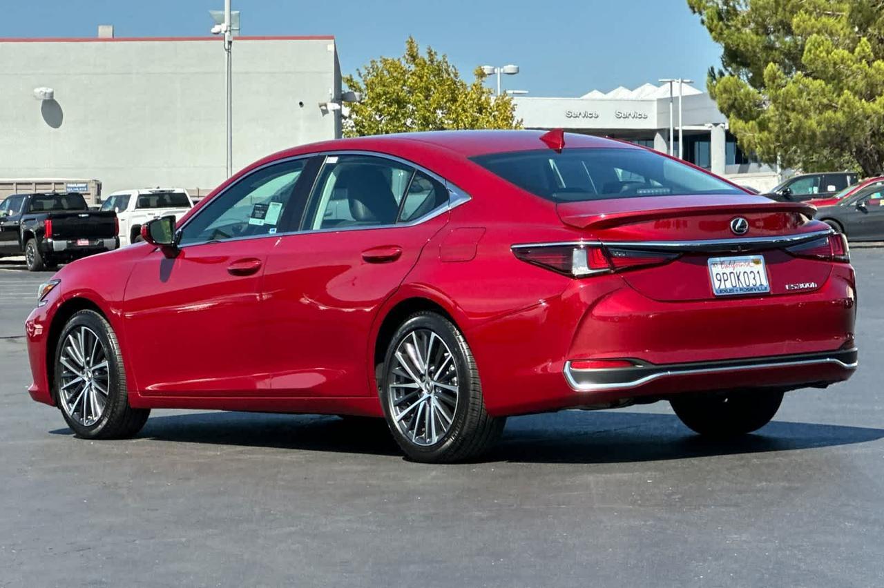 2025 Lexus ES Roseville CA