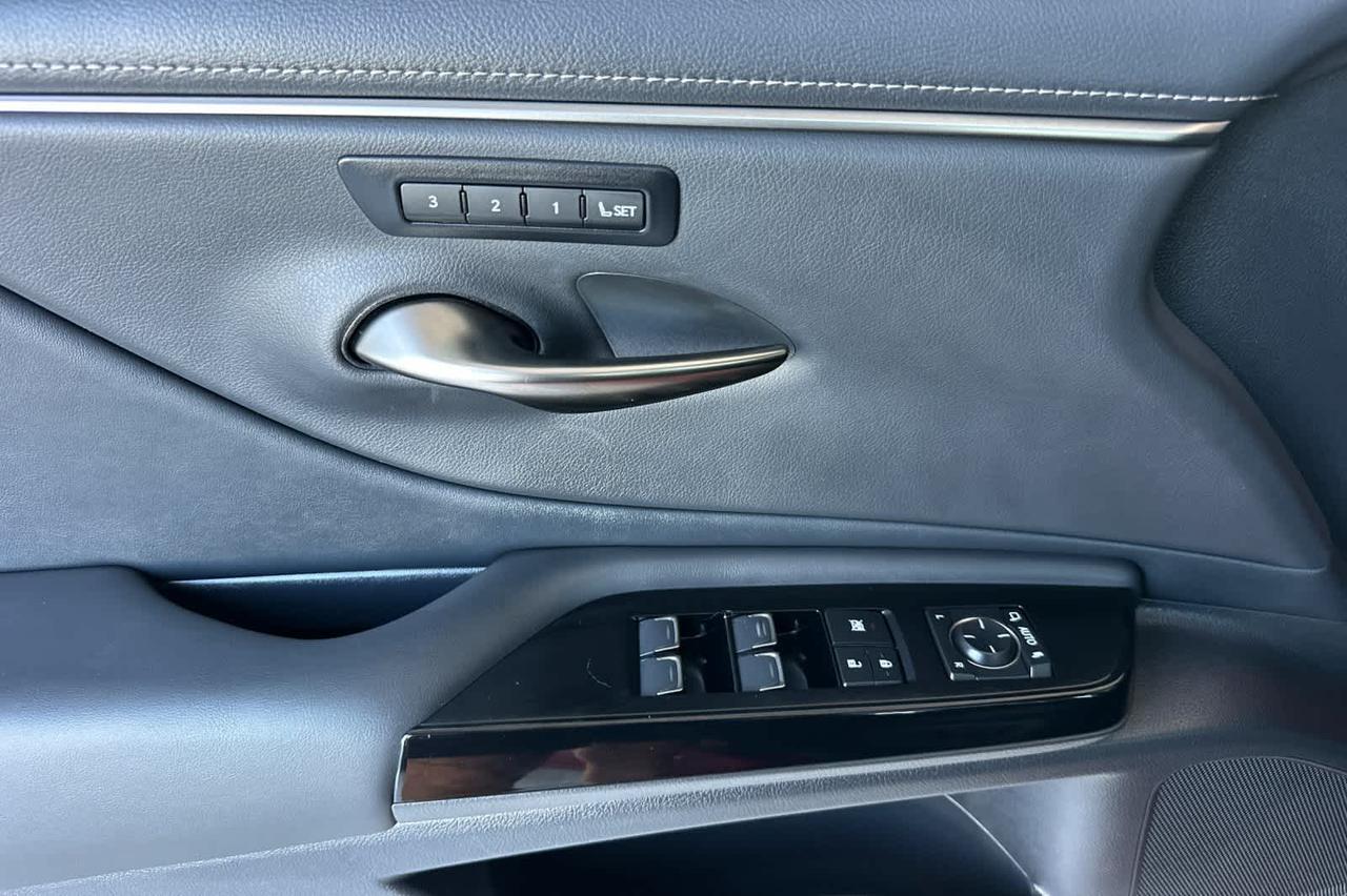 2025 Lexus ES Roseville CA